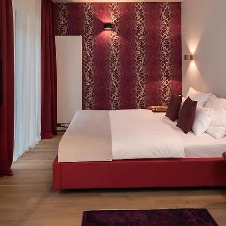 Blackhome I Contactless Check-in Hotel apartamentowy 4*