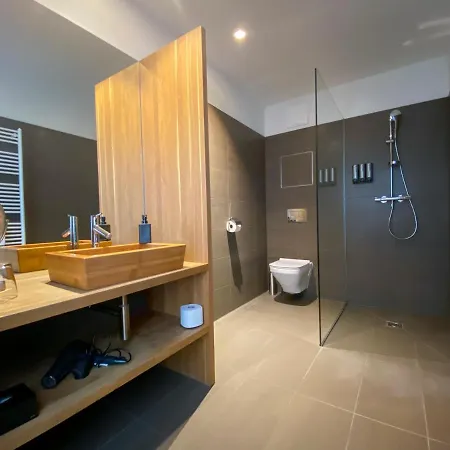Blackhome I Contactless Check-in Hotel apartamentowy