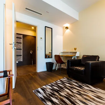 Hotel apartamentowy Blackhome I Contactless Check-in 4*