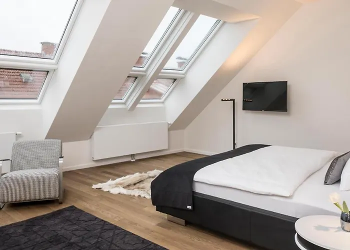 Blackhome I Contactless Check-in 4* Грац