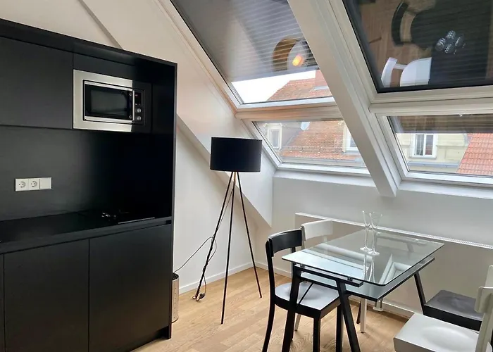 Blackhome I Contactless Check-in Апарт-готель Грац