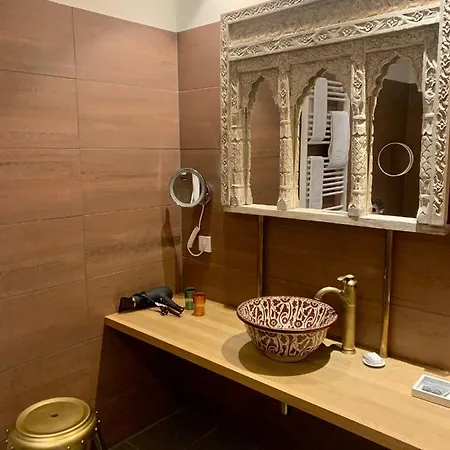 Blackhome I Contactless Check-in 4*