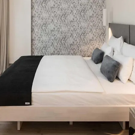 Aparthotel Blackhome I Contactless Check-in Graz