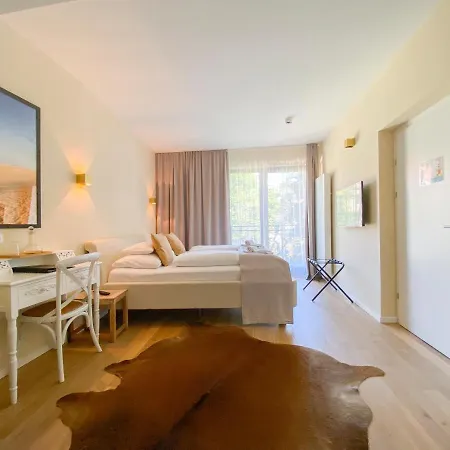 Aparthotel Blackhome I Contactless Check-in 4*