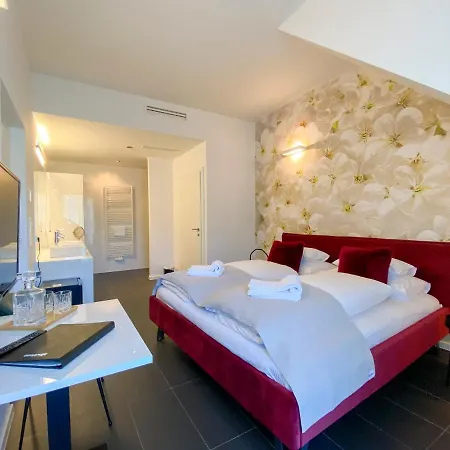 Aparthotel Blackhome I Contactless Check-in