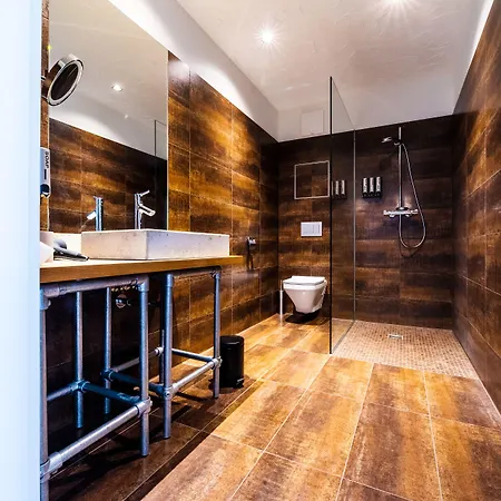 Apart-hotel Blackhome I Contactless Check-in Graz