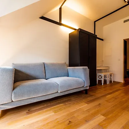 Aparthotel Blackhome I Contactless Check-in