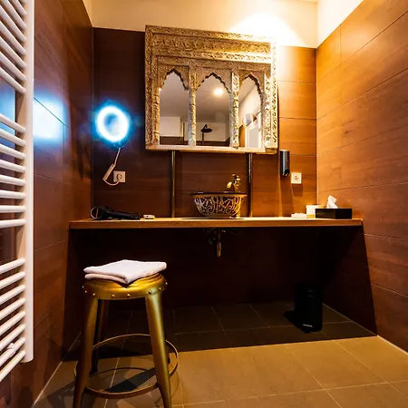 Aparthotel Blackhome I Contactless Check-in Graz