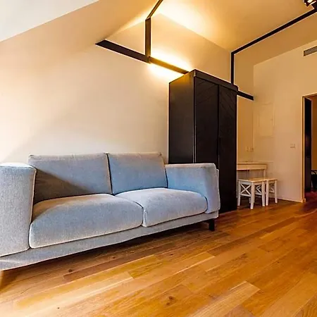 Apartahotel Blackhome I Contactless Check-in Graz