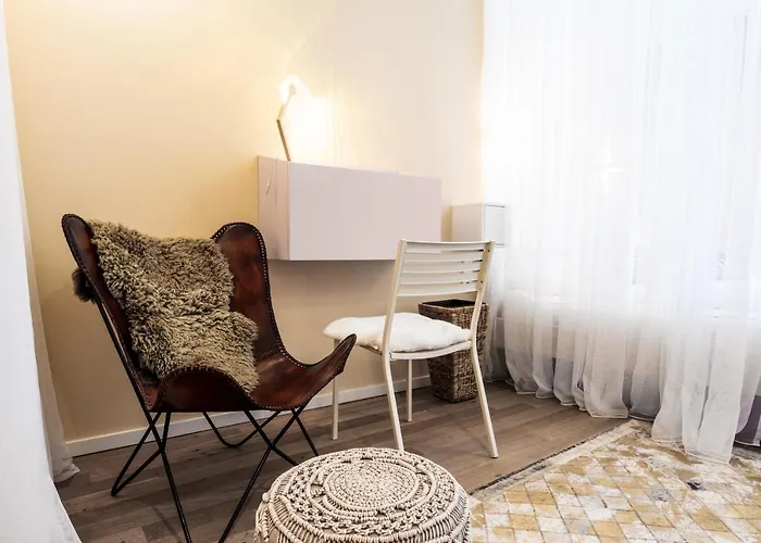 Apart-hotel Blackhome I Contactless Check-in Graz