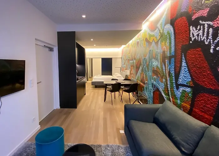 Apartahotel Blackhome I Contactless Check-in 4*