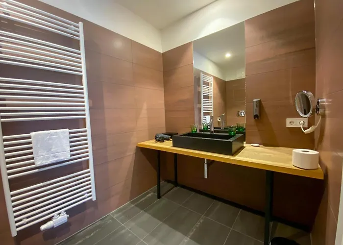 Blackhome I Contactless Check-in 4*