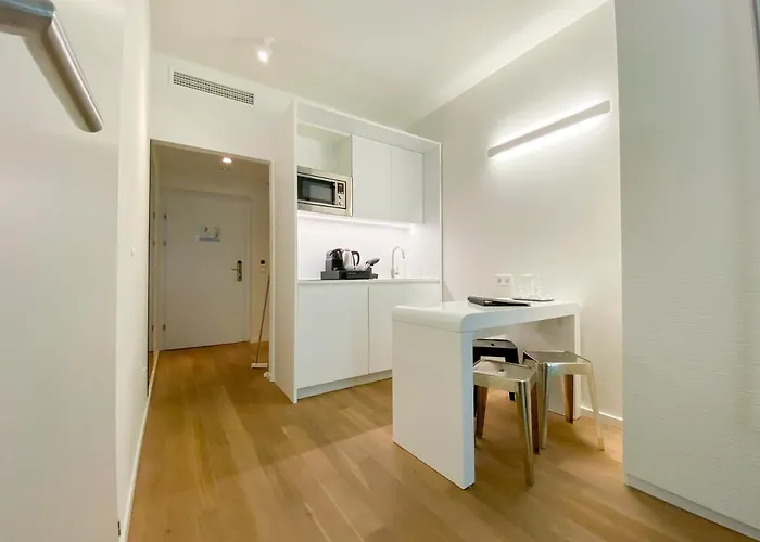 Apartahotel Blackhome I Contactless Check-in 4*